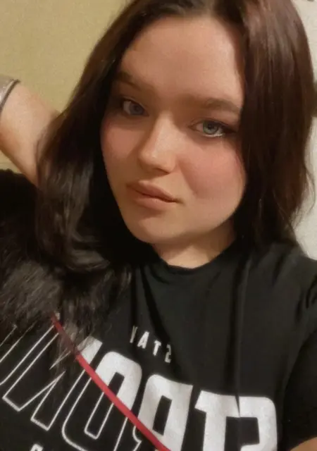 Я Анастасия, 24, из Новосибирска, ищу знакомство для постоянных отношений