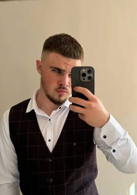 Олег из Саратова, ищу на сайте приятное времяпровождение