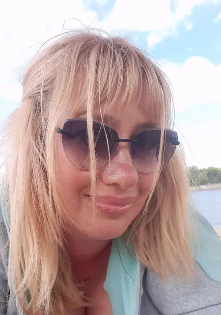 Я Алиса, 43, знакомлюсь для приятного времяпровождения в Санкт-Петербурге