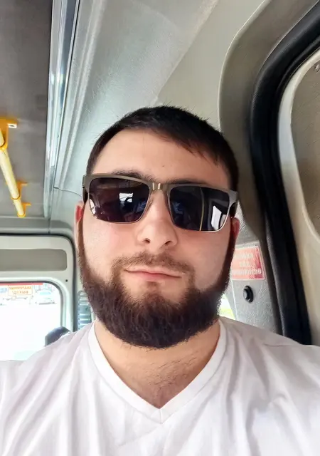 Рубен из Улан-Удэ, мне 22, познакомлюсь на одну ночь