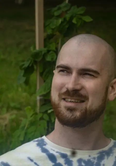 Я Антон, 32, из Уссурийска, ищу знакомства на одну ночь