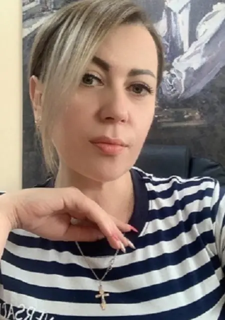 Я Оксана, 37, из Алексеевки, ищу знакомства без обязательств