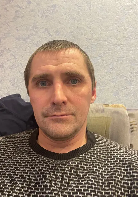 Илья из Мурманска, ищу на сайте знакомства на одну ночь