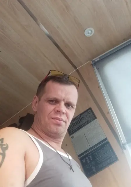 Олег из Красноярска, ищу на сайте постоянные отношения