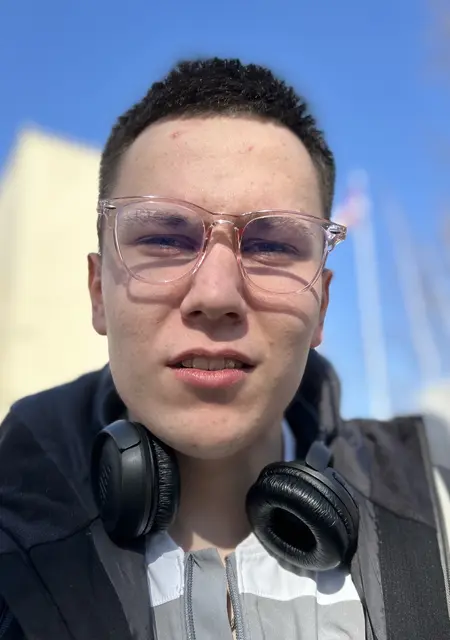 Лев из Перми, мне 22, познакомлюсь для вирта