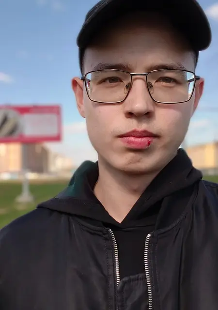 Я Роман, 20, знакомлюсь без обязательств в Москве