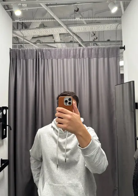 Я Iskender, 20, знакомлюсь без обязательств в Томске