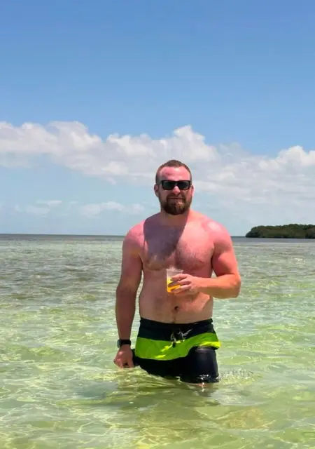 Андрей из Москвы, мне 37, познакомлюсь для постоянных отношений