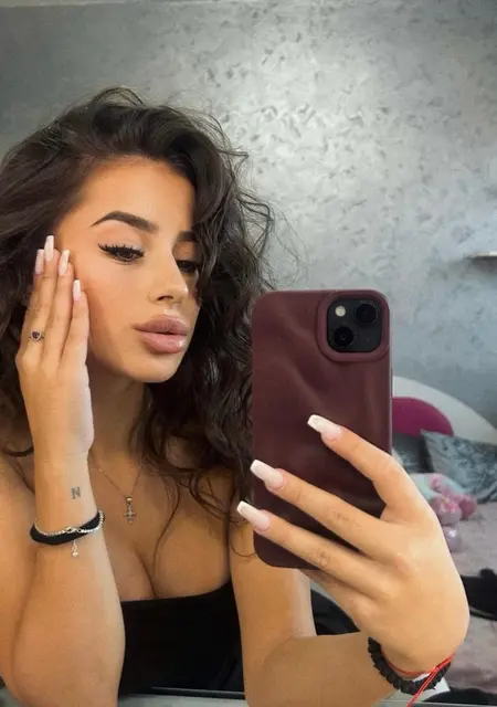 Я Yuliya, 39, из Сафонова, ищу знакомство для приятного времяпровождения