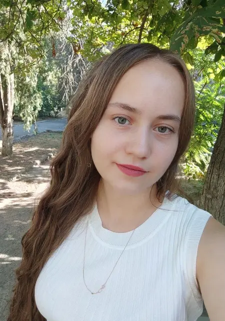 Inna из Саратова, ищу на сайте знакомства на одну ночь