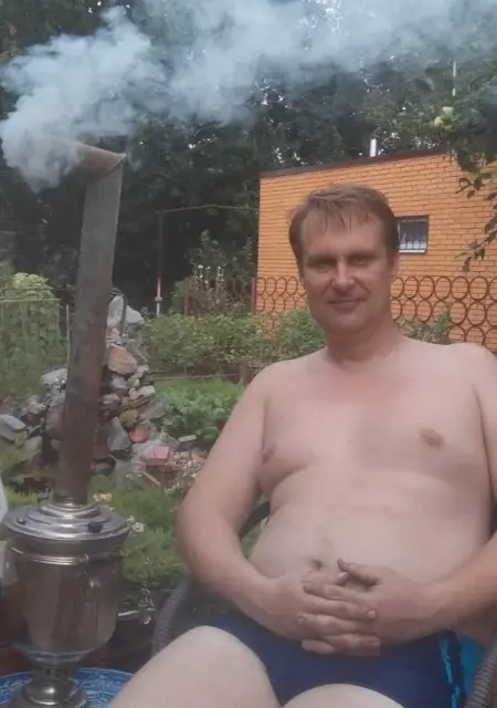 Я Александр, 46, знакомлюсь для дружбы в Уфе