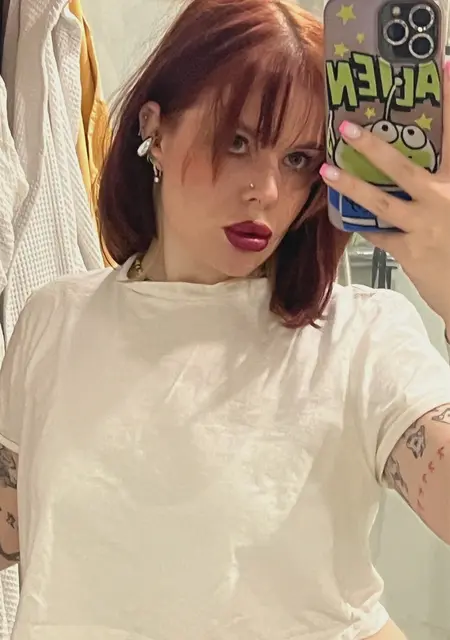 Я Evi, 23, знакомлюсь для вирта в Москве