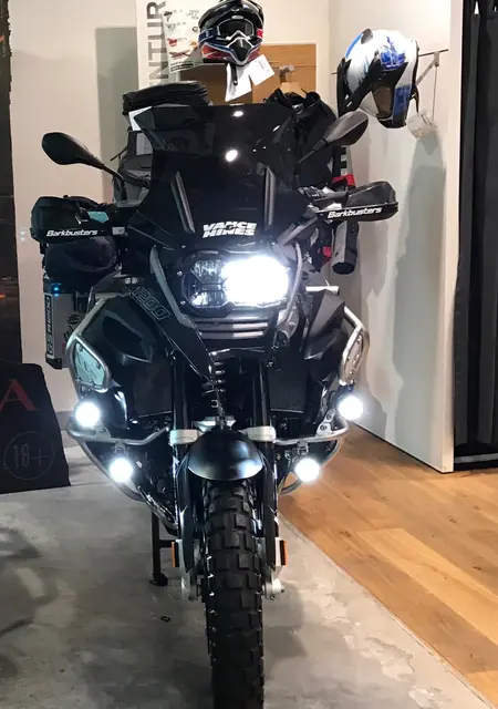 Александр из Владивостока, мне 51, познакомлюсь на одну ночь