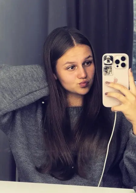 Карина из Сургута, ищу на сайте общение