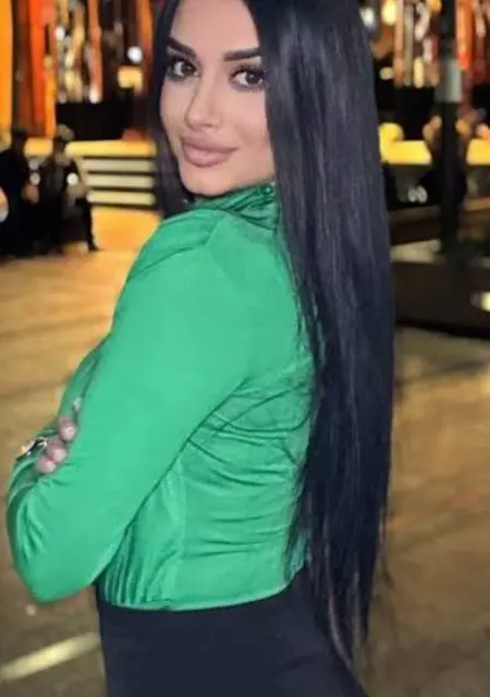 Я Марина, 29, из Невинномысска, ищу знакомство для вирта