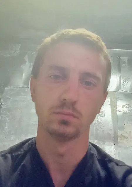 Юрий из Иванова, мне 28, познакомлюсь на одну ночь