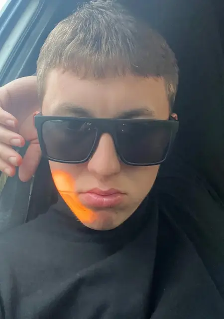 Кирилл из Ростова-на-Дону, ищу на сайте знакомства на одну ночь