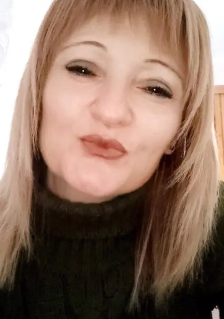 Я Алина, 37, из Москвы, ищу знакомство для приятного времяпровождения