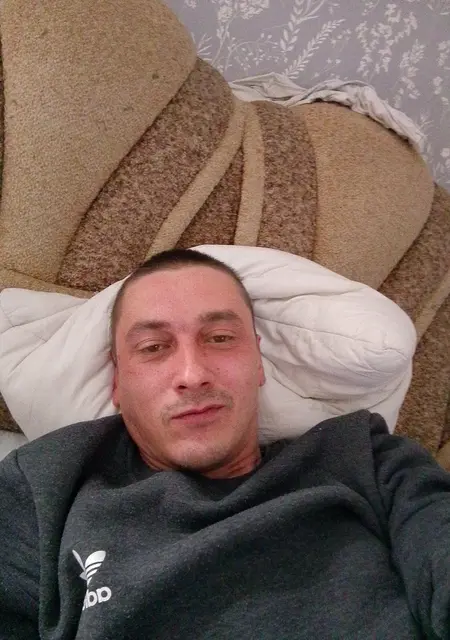 Алексей из Глазова, мне 38, познакомлюсь на одну ночь