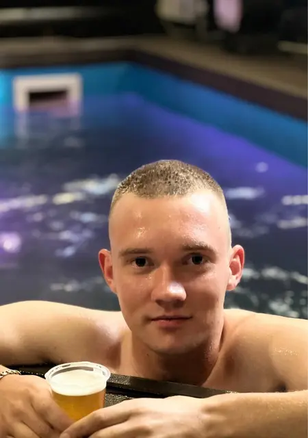 Я Denis, 22, знакомлюсь без обязательств в Кирове