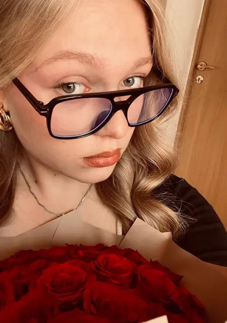 Я Танюша, 21, из Нижнекамска, ищу знакомство для дружбы