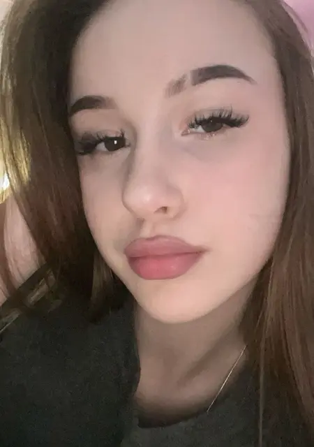 Я Лика, 25, из Саратова, ищу знакомства на одну ночь