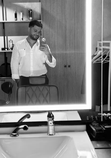 Я Takha, 35, знакомлюсь без обязательств в Москве