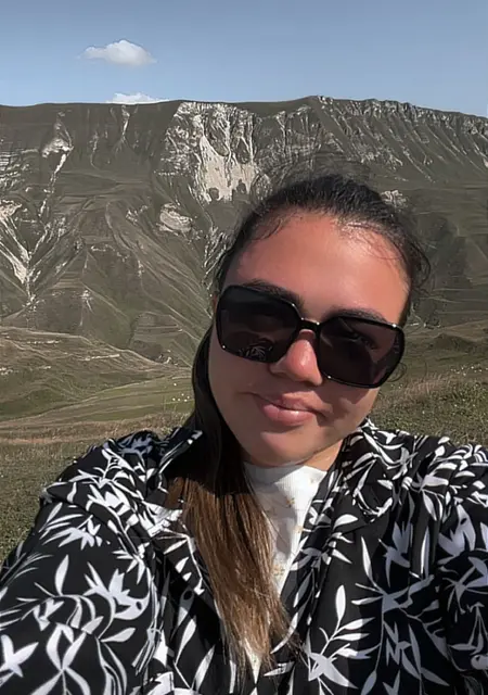 Я Кристина, 22, из Москвы, ищу знакомство для постоянных отношений