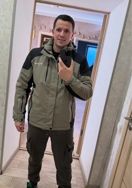 Kapper з Бердянська, мені 29 років, познайомлюсь для дружби