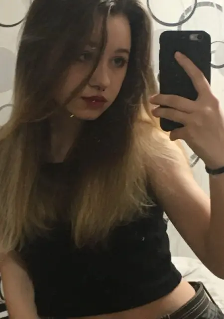 Я Александра, 19, из Хабаровска, ищу знакомство для общения
