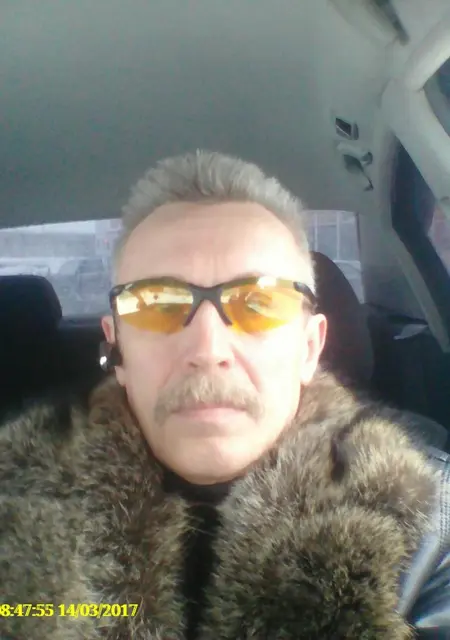 Я Валерий, 65, из Мурманска, ищу знакомства без обязательств