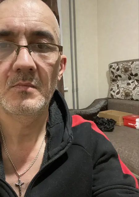 Sasha из Кызыла, ищу на сайте постоянные отношения