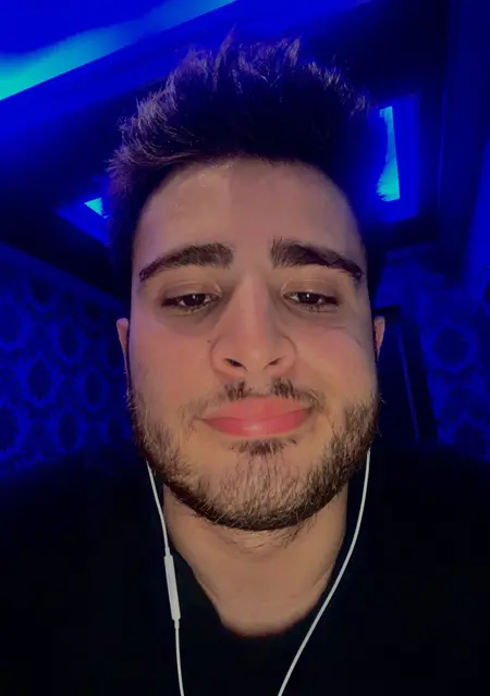 Артур из Таганрога, ищу на сайте общение