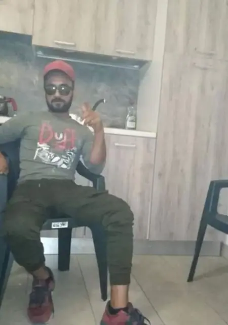 Saeed Khan из Парижа