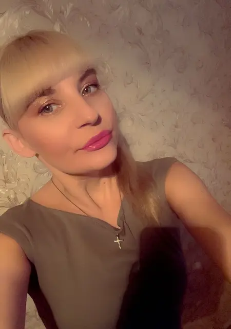 Ulia из Воронежа, мне 36, познакомлюсь на одну ночь