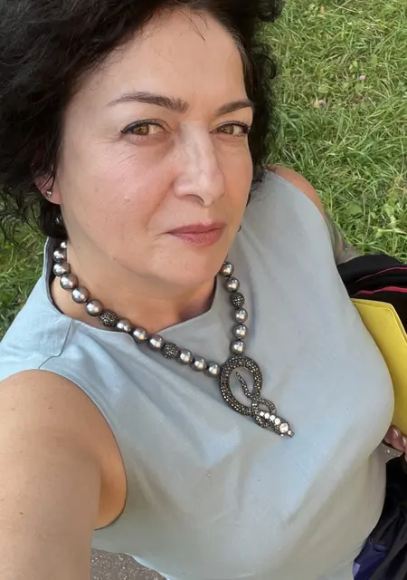 Я Марта, 46, знакомлюсь для открытые отношения в Москве