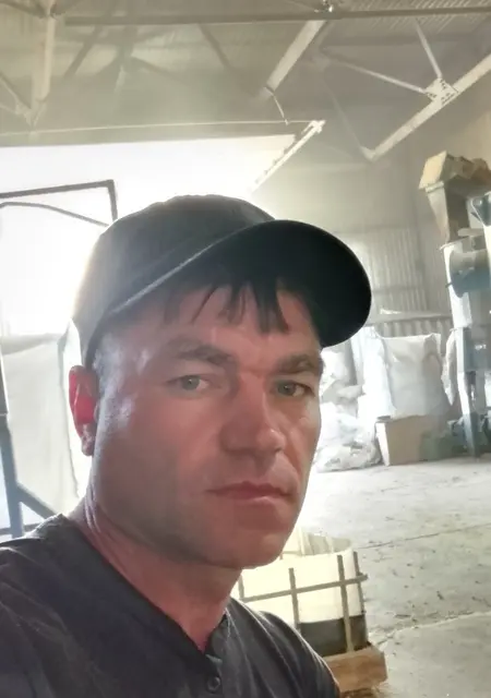 Я Руслан, 47, из Бийска, ищу знакомство для приятного времяпровождения