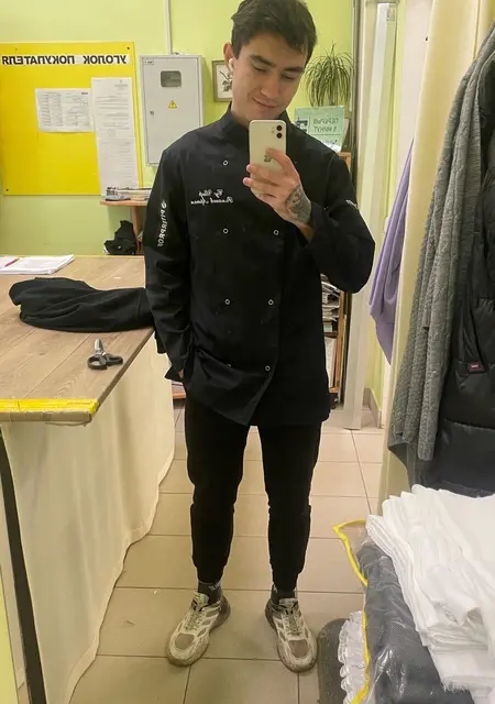 Артем из Уссурийска, мне 22, познакомлюсь для дружбы