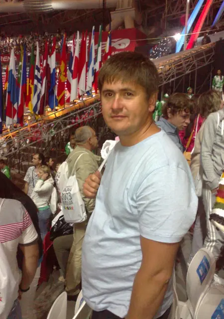 Я Алмаз, 40, знакомлюсь для дружбы в Щучьем