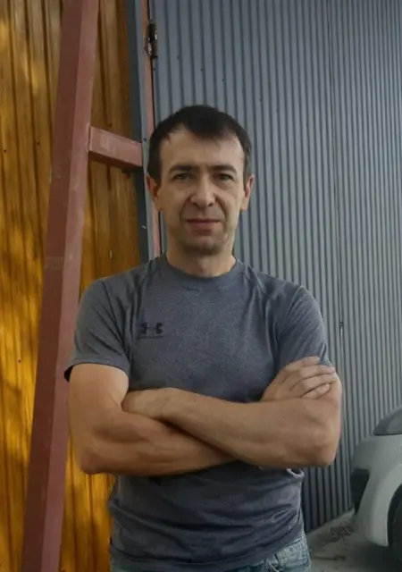 Nikolai из Симферополя, мне 46, познакомлюсь для приятного времяпровождения