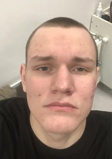 Я Андрей, 20, из Санкт-Петербурга, ищу знакомства на одну ночь