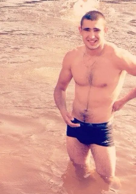 Захар из Вязьмы, мне 31, познакомлюсь на одну ночь