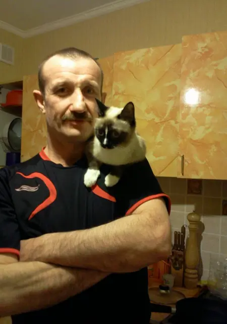 Я Анатолий, 55, знакомлюсь без обязательств в Томске