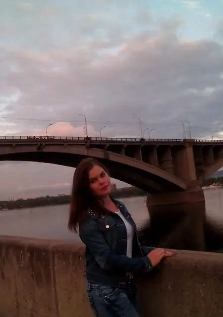 Наталья из Красноярска, мне 29, познакомлюсь