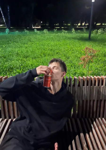 Максим из Красноярска, ищу на сайте общение