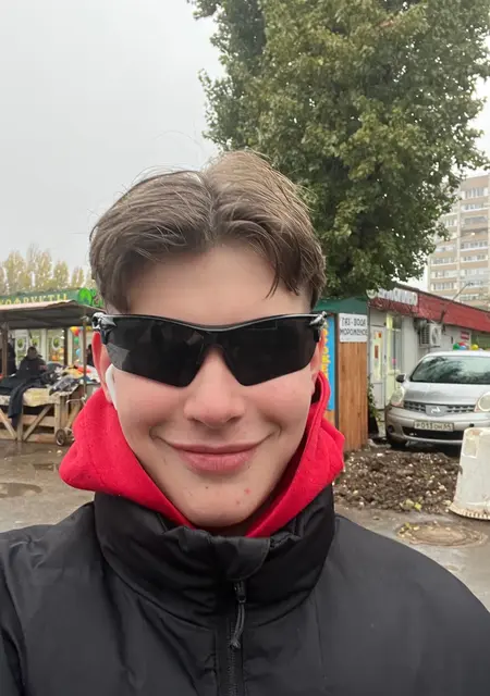 Алексей из Балакова, мне 19, познакомлюсь на одну ночь