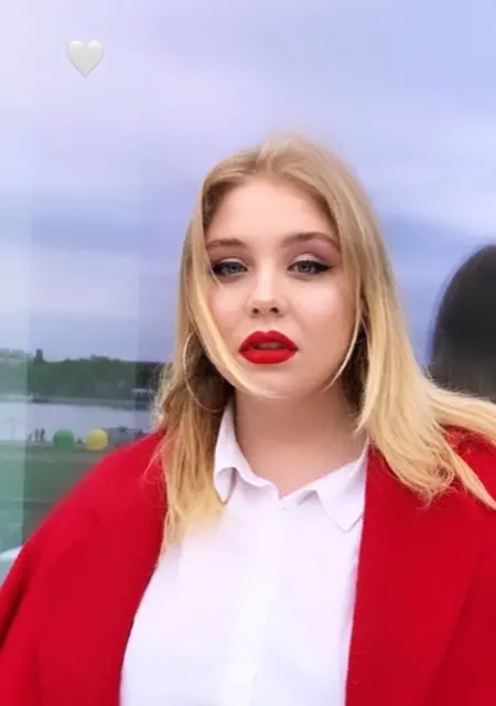 Я Вероника, 23, знакомлюсь для дружбы в Хмельницком