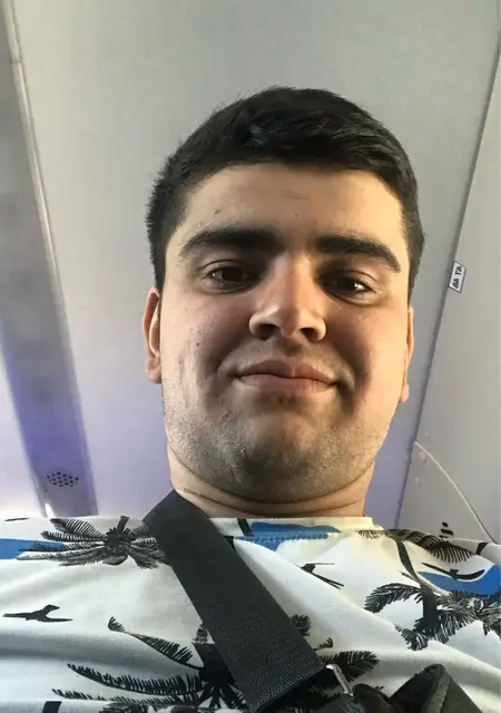 Я Жони, 30, из Калининграда, ищу знакомство для общения