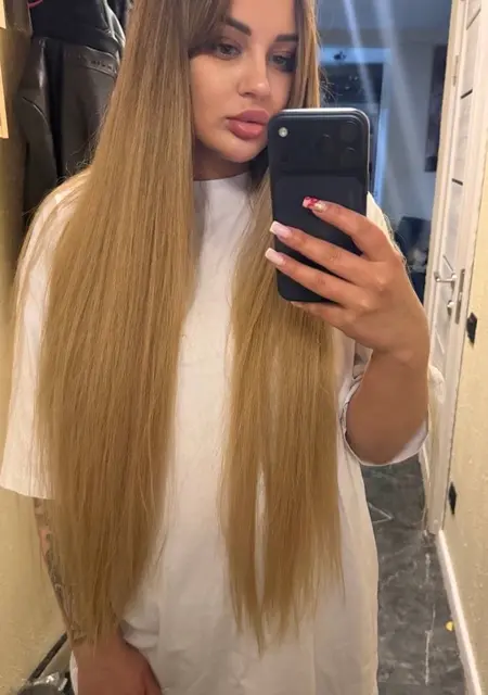 Я Соня, 21, из Донецка, ищу знакомства без обязательств
