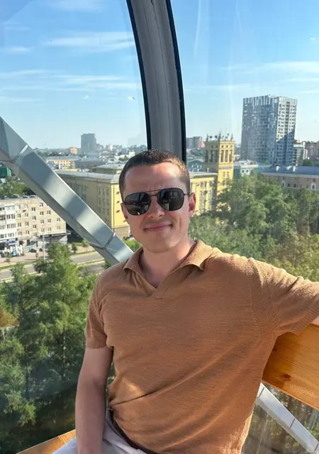 Антон из Александровска, мне 35, познакомлюсь для приятного времяпровождения